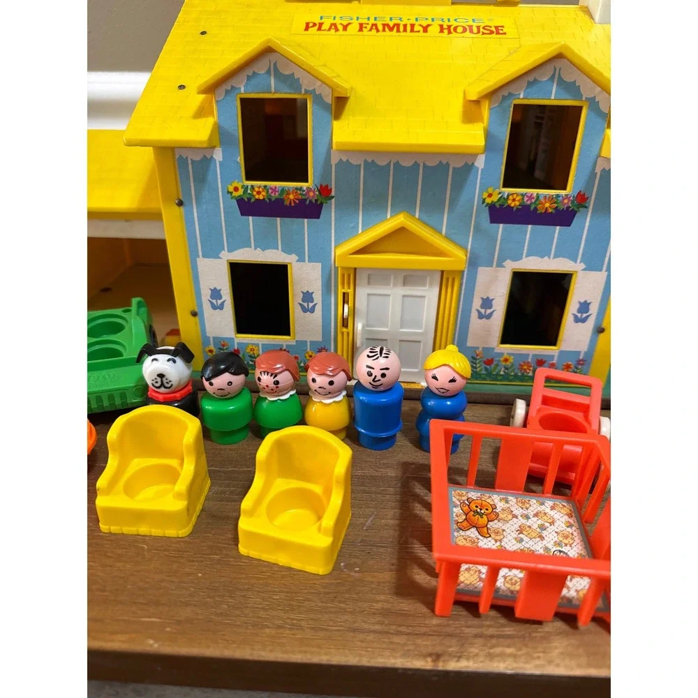 Vintage Fisher-Price Little People Play Family House 952 Blue Yellow 1970s Set
